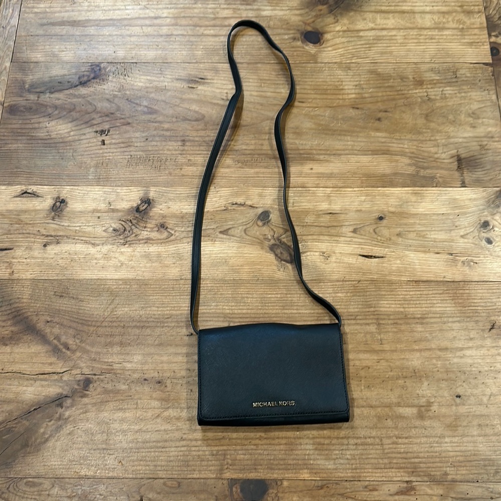 Authentic Michael Kors Crossbody Clutch
